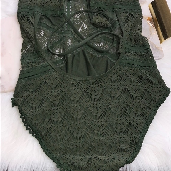 LAST ONE 🔥BECCA HIGH NECK CROCHET SWIMSUIT - Picture 5 of 5